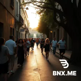 Corrida de pessoas numa rua de paralelepípedo com um trem bala correndo ao fundo dentro de uma mata fechada