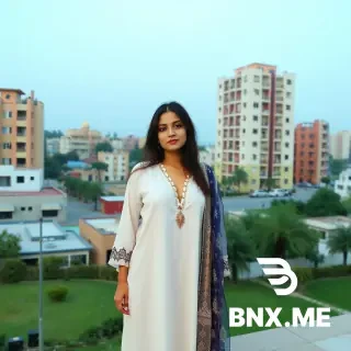 Pakistani femal  from daska city in shalwar kameez fully fittes showing body parts amd not wearing anything underneath